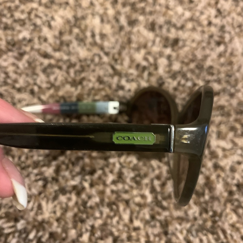 Coach sun glasses